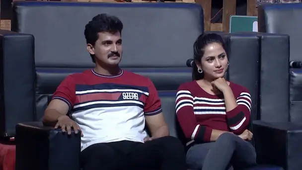 Celebrities play games - Chemistry Class