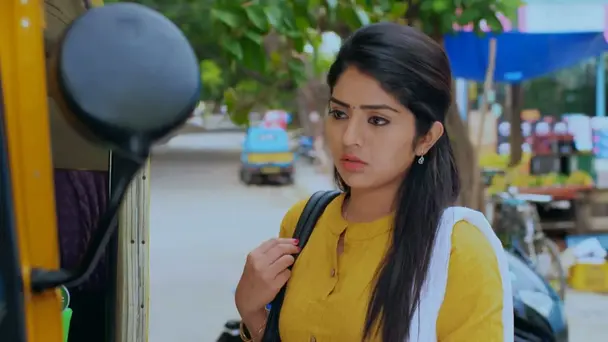 Aryavardhan and Anu's first meeting - Jothe Jotheyali