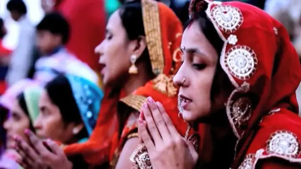 Anu Dubey meets Vicky and Khusbhoo - Ganga Utsav Chhath Mahotsav