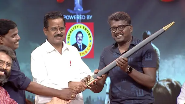 Singer Mariammal Steals the Show