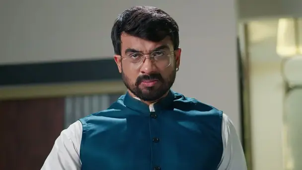 Shakuntala Learns Karthik's Truth