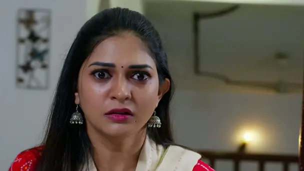 Bhagamati Sees Anjali’s Pens Levitating