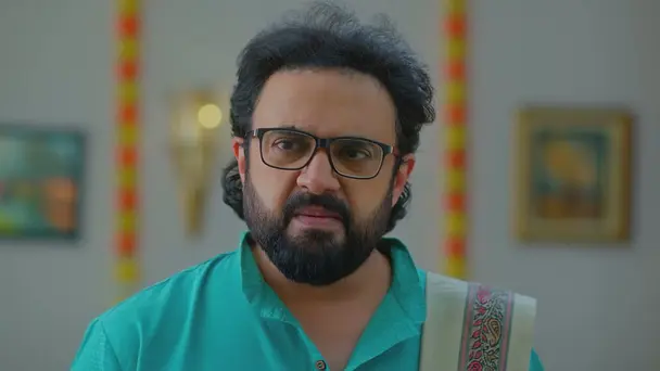 Apoorva Slyly Turns Chandra against Pooja