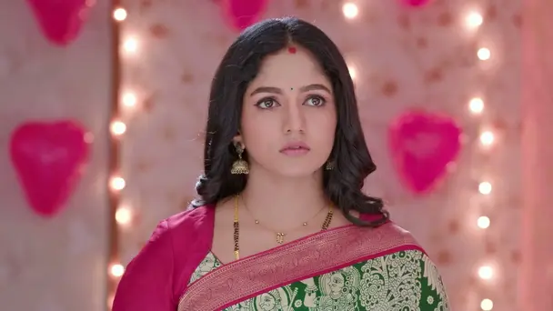 Shanthi Teases Nidhi
