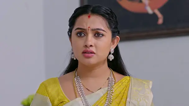 The Parrot Tries to Tell Avani about Vashikara