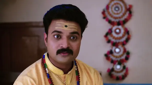 Gopal Shares a Plan with Dimple