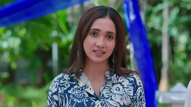 Anjali Reunites with Deepak