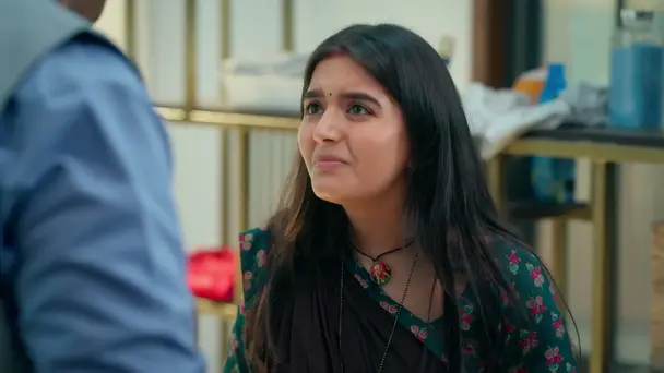 Vrinda Learns to Use a Washing Machine - Tu Hi Re Dil Mein