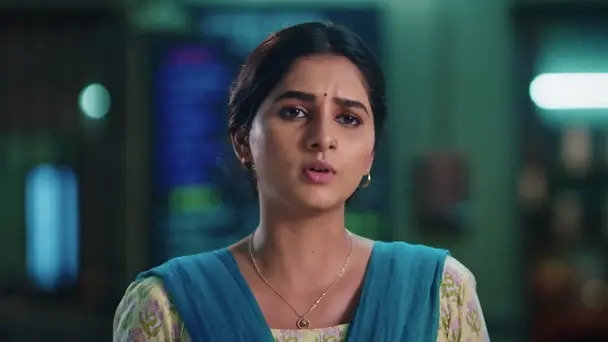 Rupali Slaps Shankar