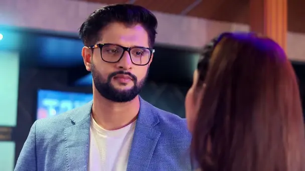 Ridhho and Arati's Cordial Conversation - Dulari