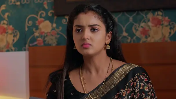 Akash Wears Bhoomi’s Sari