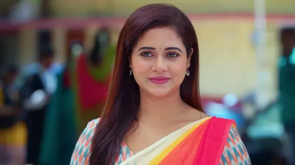 Vasu Turns against Bhuvaneshwari