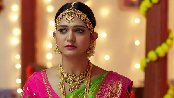 Arundhati Blesses Parvathi