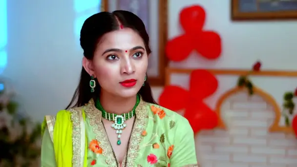 Ramneek and Soham Attend a Party