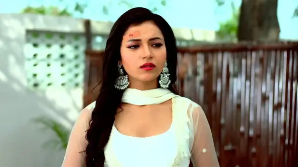 Avni and Ambar End Up in the Temple