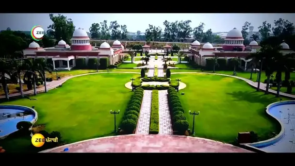 Misha Meets a Prominent Journalist