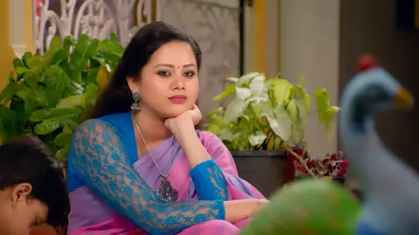 Shivam Pacifies Iniya