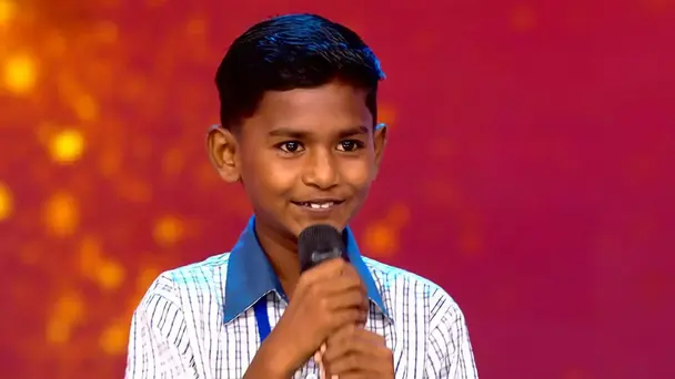Mahaguru Awards a Scholarship to a Contestant