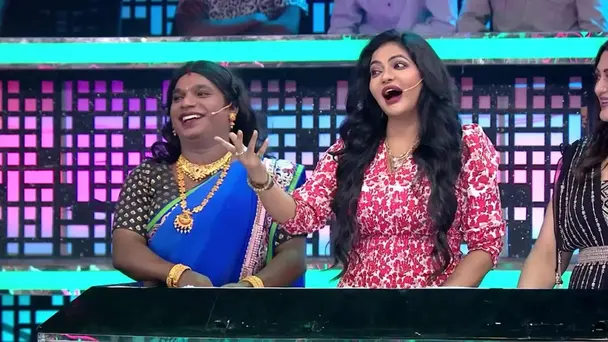 Team Seetha Raman and Team Peranbu on the Show