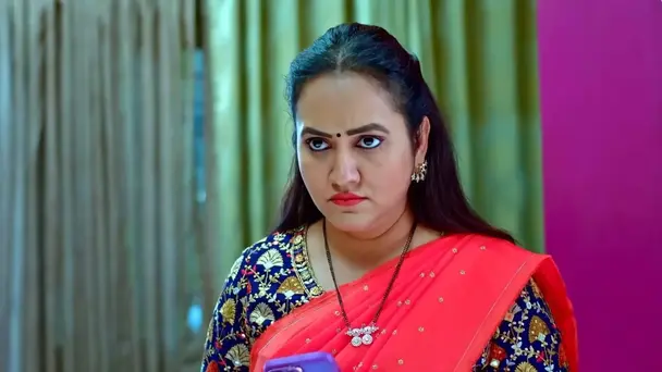 Suhasini Orders Her Goons to Kill Vaidehi