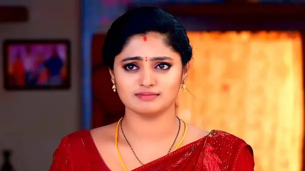 Padma Tells Ganapathi’s Truth to Parvathy