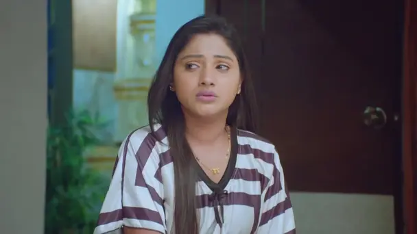 A Love Call Leaves Ratnaveni Flustered