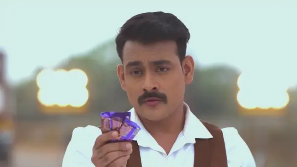 Raaj Attacks a Few Goons
