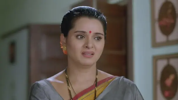 Manju Confronts Shrinu Over Ovi's 'Mehendi'