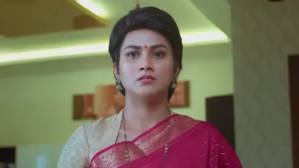 Sathya Arrives to Save Divya