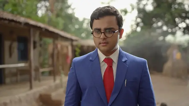 Kailasha Gets Garbage Thrown at Bheema