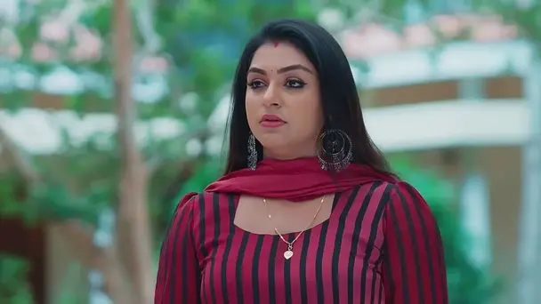 Vishal Questions Parvathy