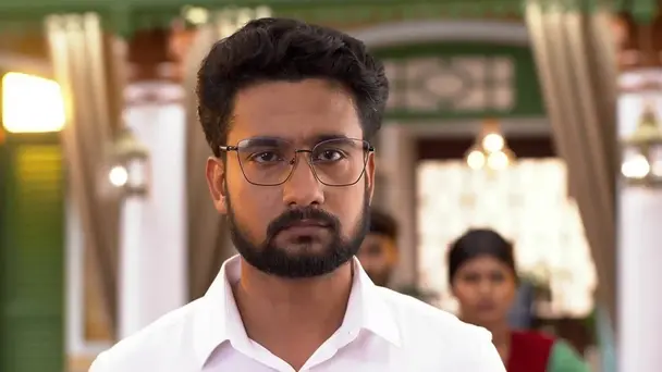 Anondi Cleverly Applies Injection to Mrinalini