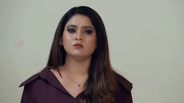 Prabhavathy Gets Trapped in a Room