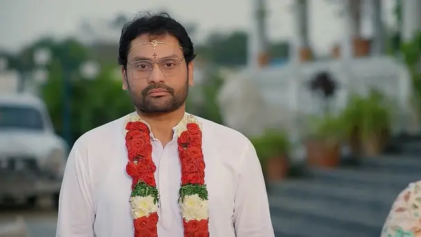 Apoorva Orders Her Goon to Kill Krishna's Family