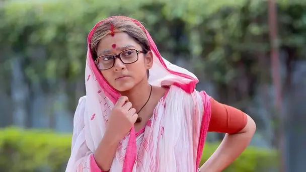 Diamond Attends the Event in Disguise