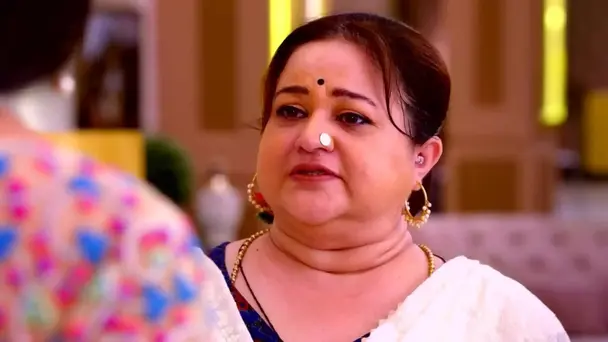 Sarala Reprimands Kavitha