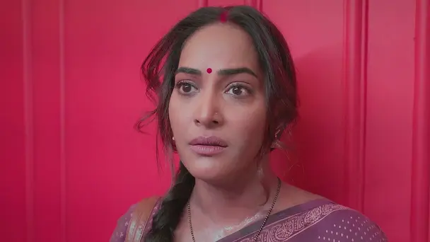 Avani Reaches Office