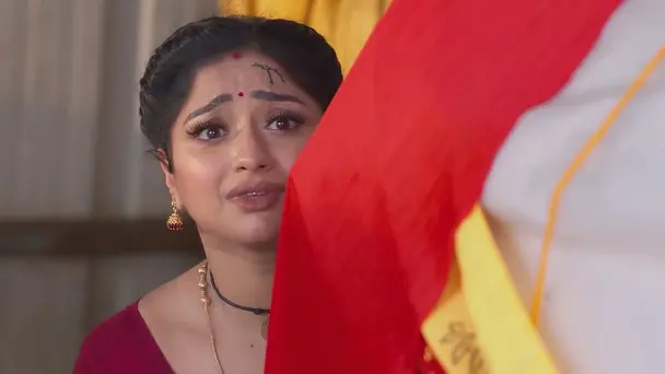 Maari Hides Her Child in the Well