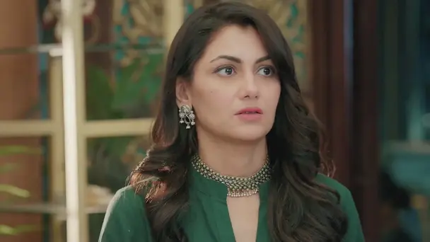Amruta Defends Ranveer