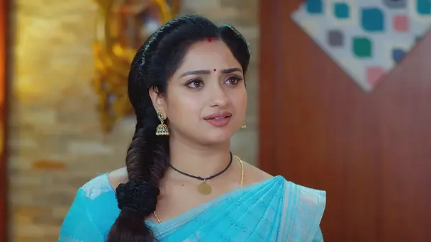 Trinayani Stops Dhurandhara's Suicide Attempt 