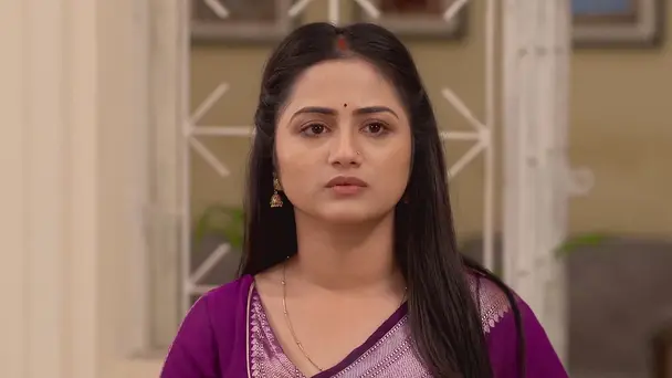 Gurudeb Arrives at the Mallik House - Mala Bodol