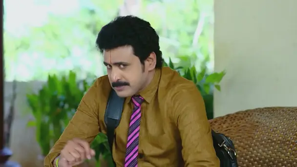 Nani Questions Keshav and Meenakshi