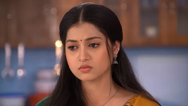 Swastik's Wife Complains about Archana