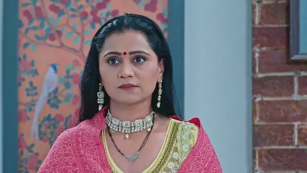 The Khannas Scold Ridhi