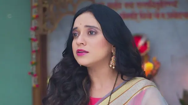Avani Blackmails Bhaskar to Make Him Sign the Deal