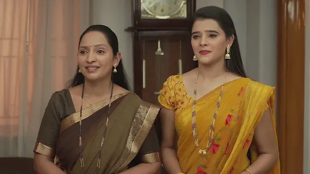 Swapnil and Rupali Decide to Adopt a Child