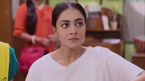 Aarshi Rejects Shakyajit's Request