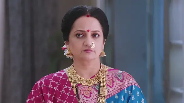 Durga Speaks about the Incident at Akshara's House - Tula Shikvin Changlach Dhada