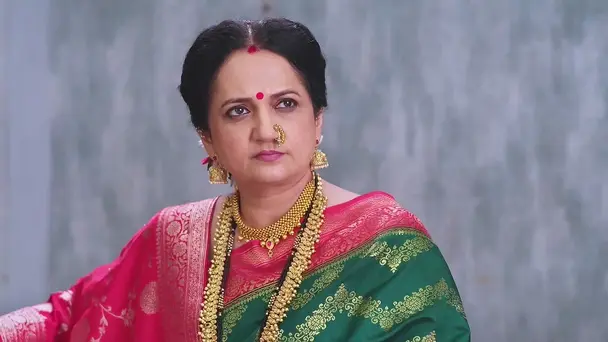 Will Bhuvaneshwari Accept Akshara's Condition?