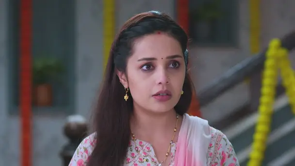 Bhuvaneshwari and Charuhas Get Married